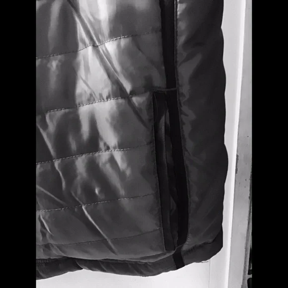 🌟 Realtree Reversible Vest - Picture 4 of 11